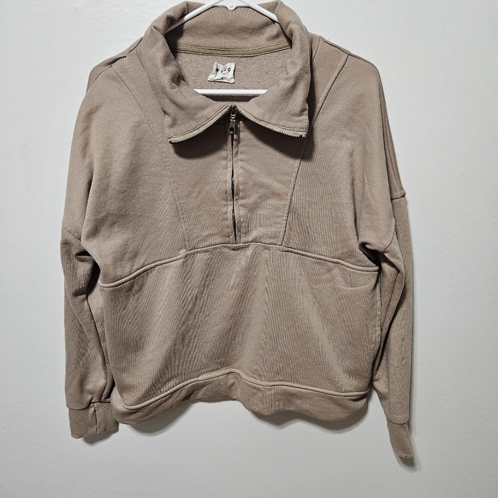 Wilo The Label Bella Half Zip Pullover Sweatshirt in Camel Tan Size Small B2